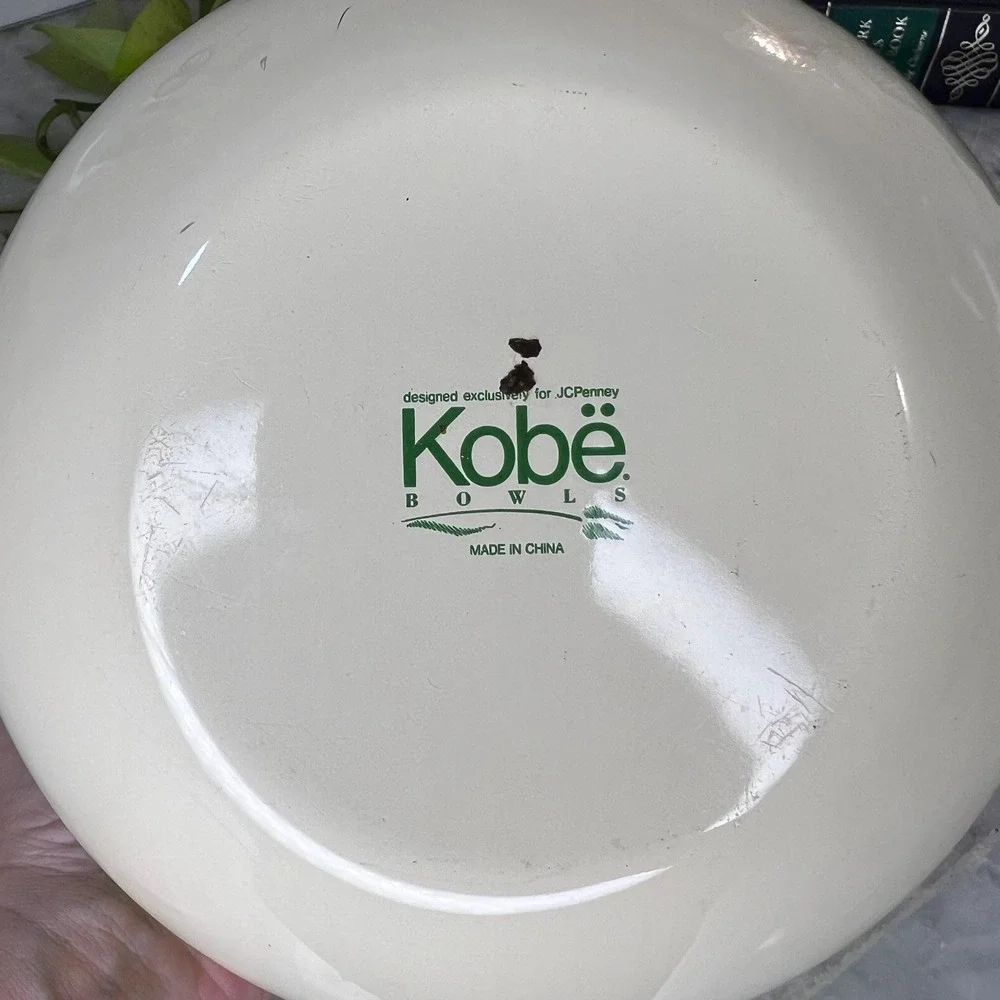 Vintage Kobe Enamel Mixing Bowl Bright Green Pear Design